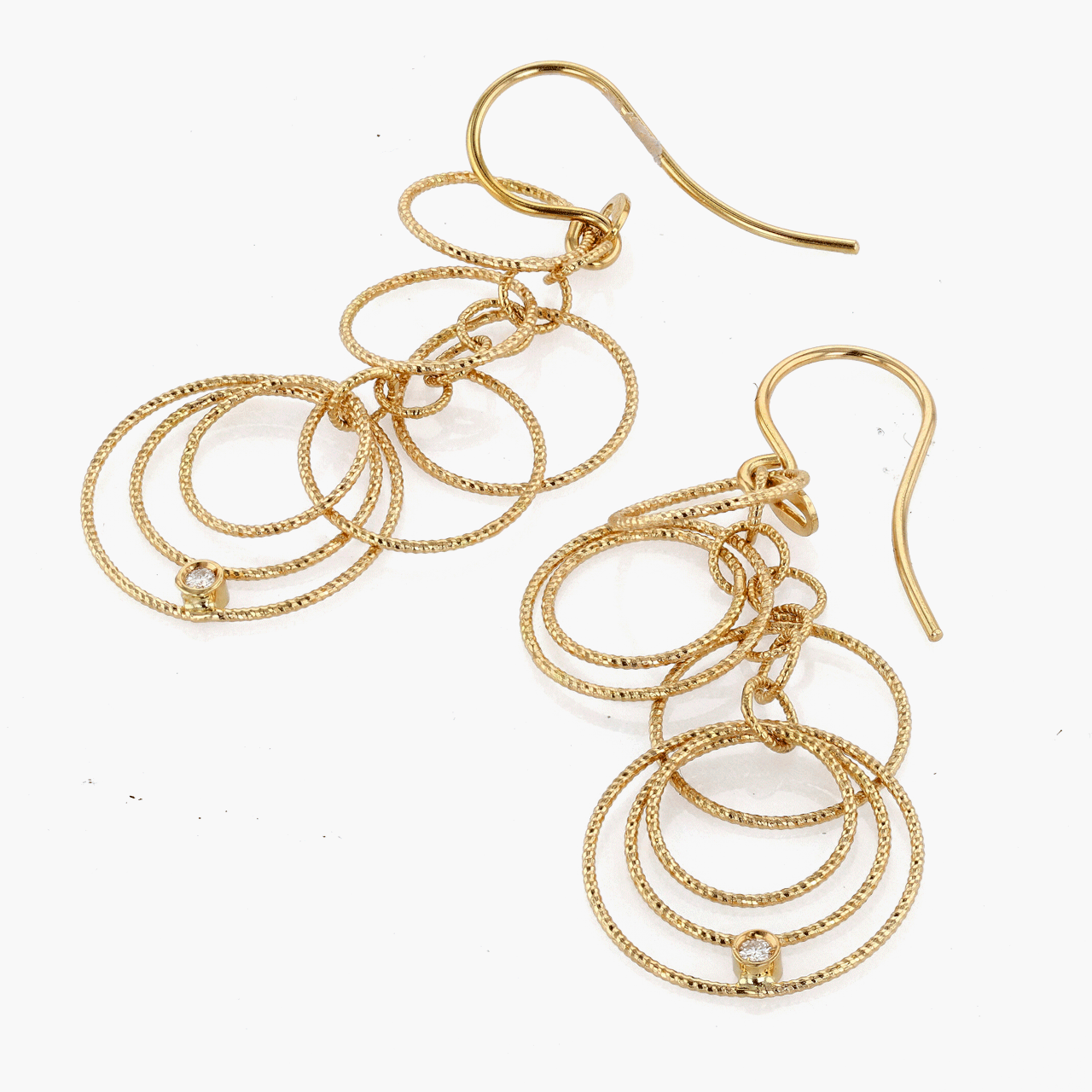 Gold Interlocking Circle Earrings