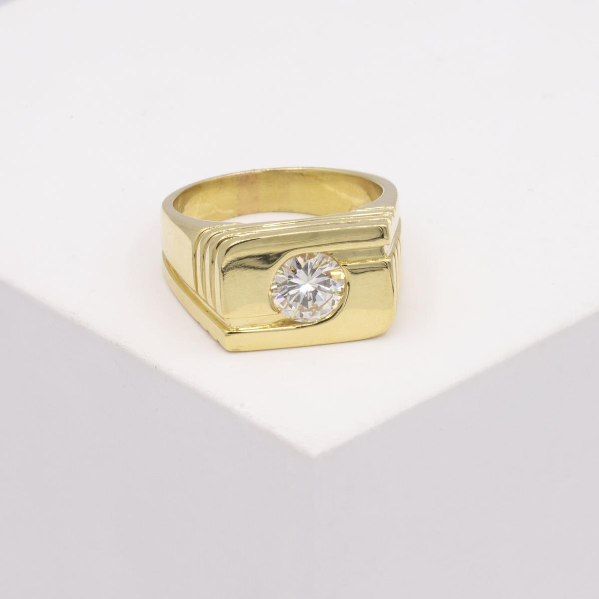 Nova Stylings 18KT Gold Diamond Ring