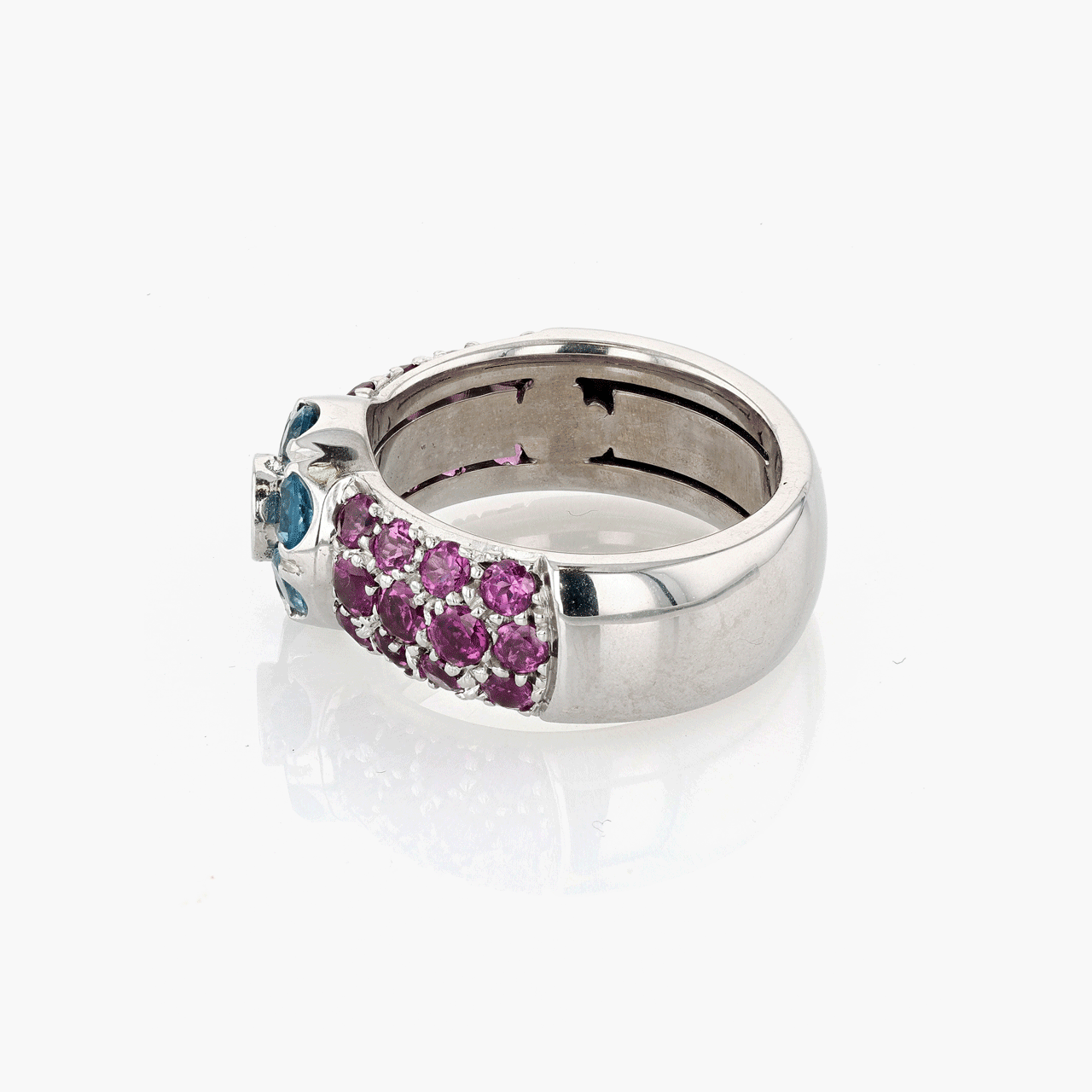 14k Gold Blue Topaz and Amethyst Flower Ring