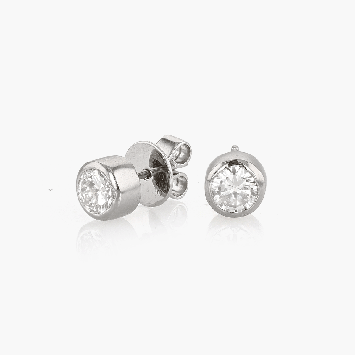 Vintage 14k White Gold and 1.00 Total Weight Diamond Studs