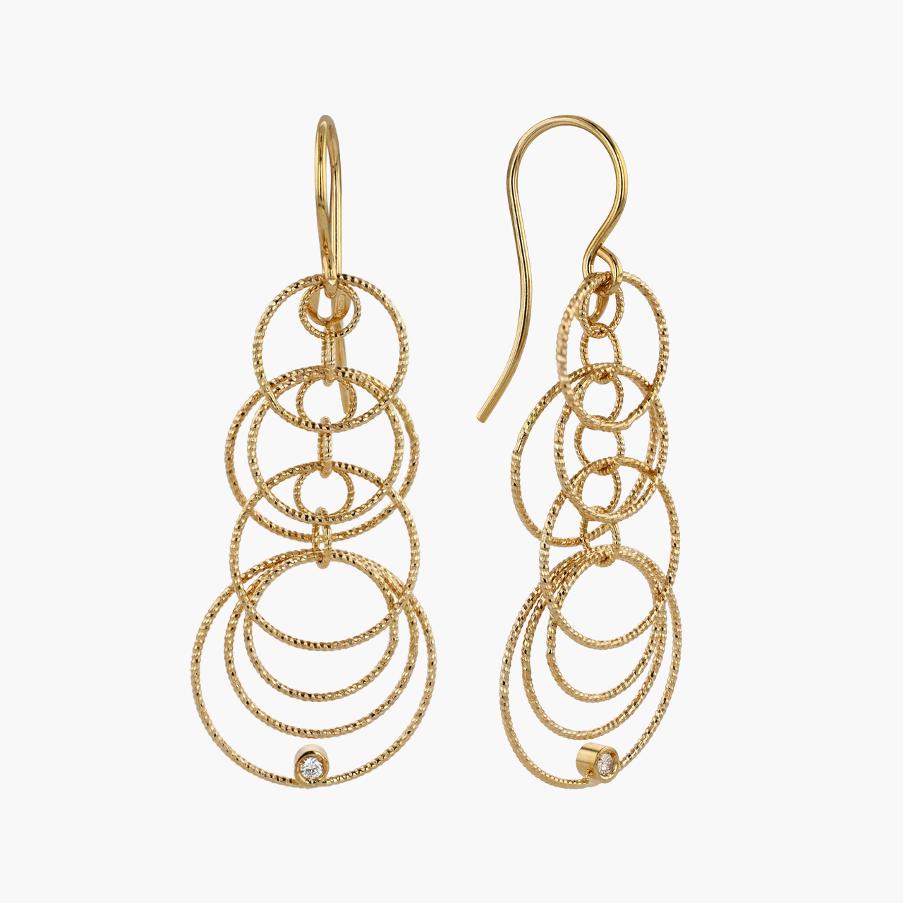 Gold Interlocking Circle Earrings