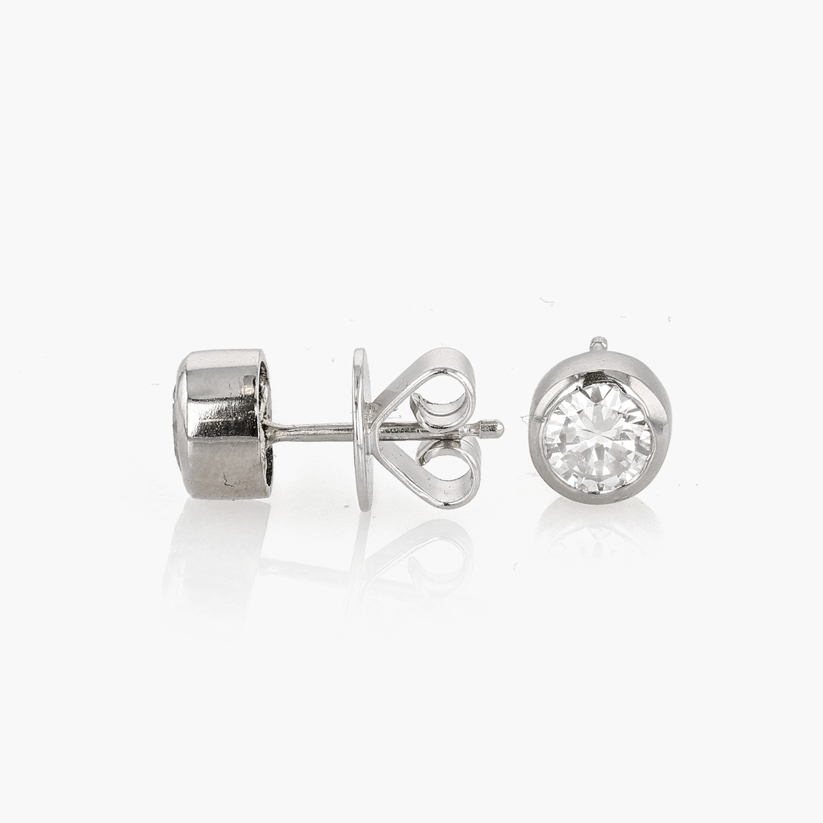 Vintage 14k White Gold and 1.00 Total Weight Diamond Studs
