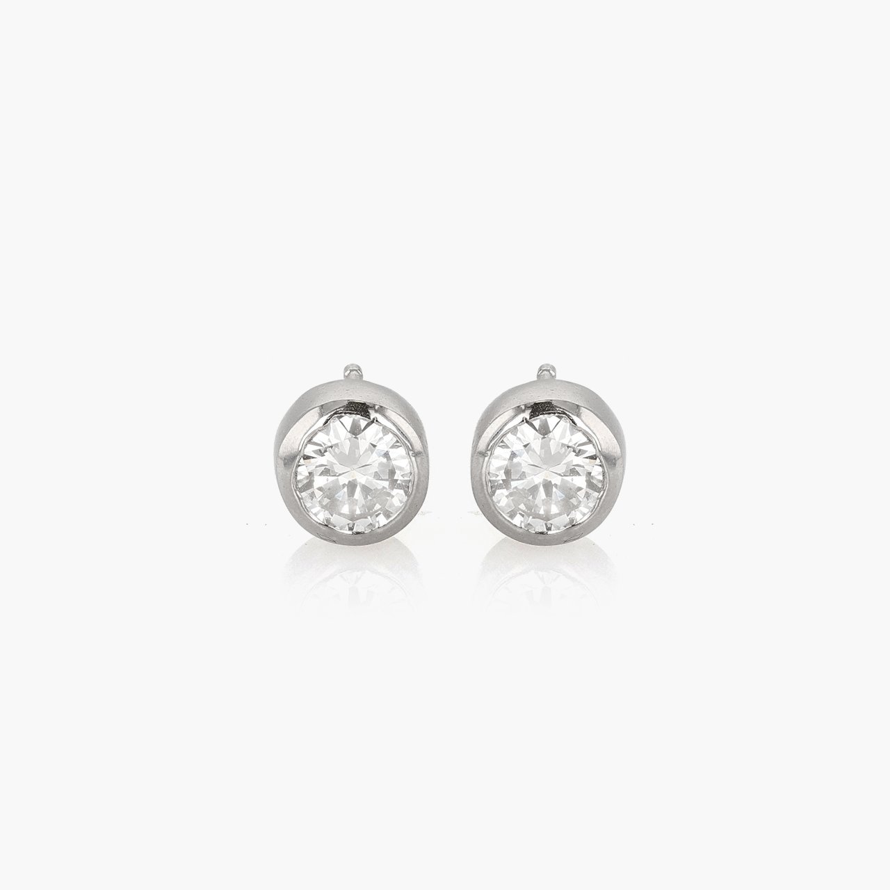 Vintage 14k White Gold and 1.00 Total Weight Diamond Studs