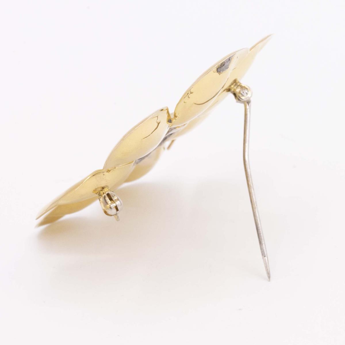 Vintage Gold Diamond Daisy Brooch