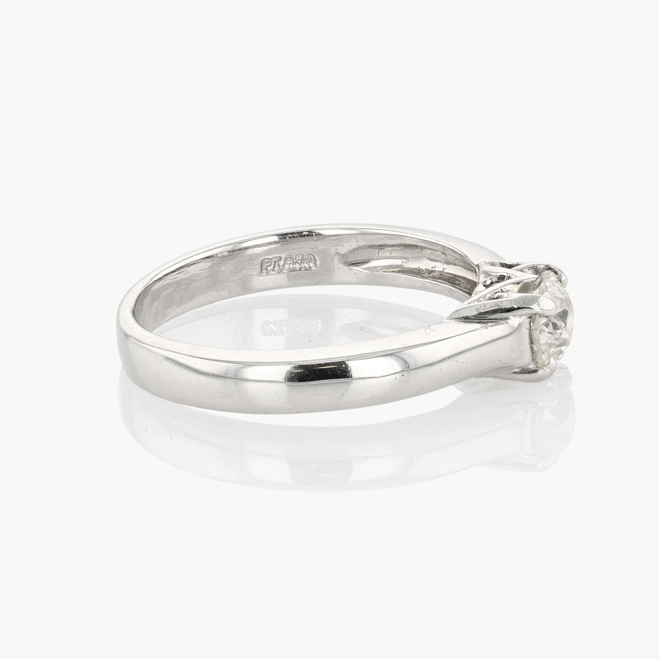 Vintage Diamond Old Mine Cut diamond ring