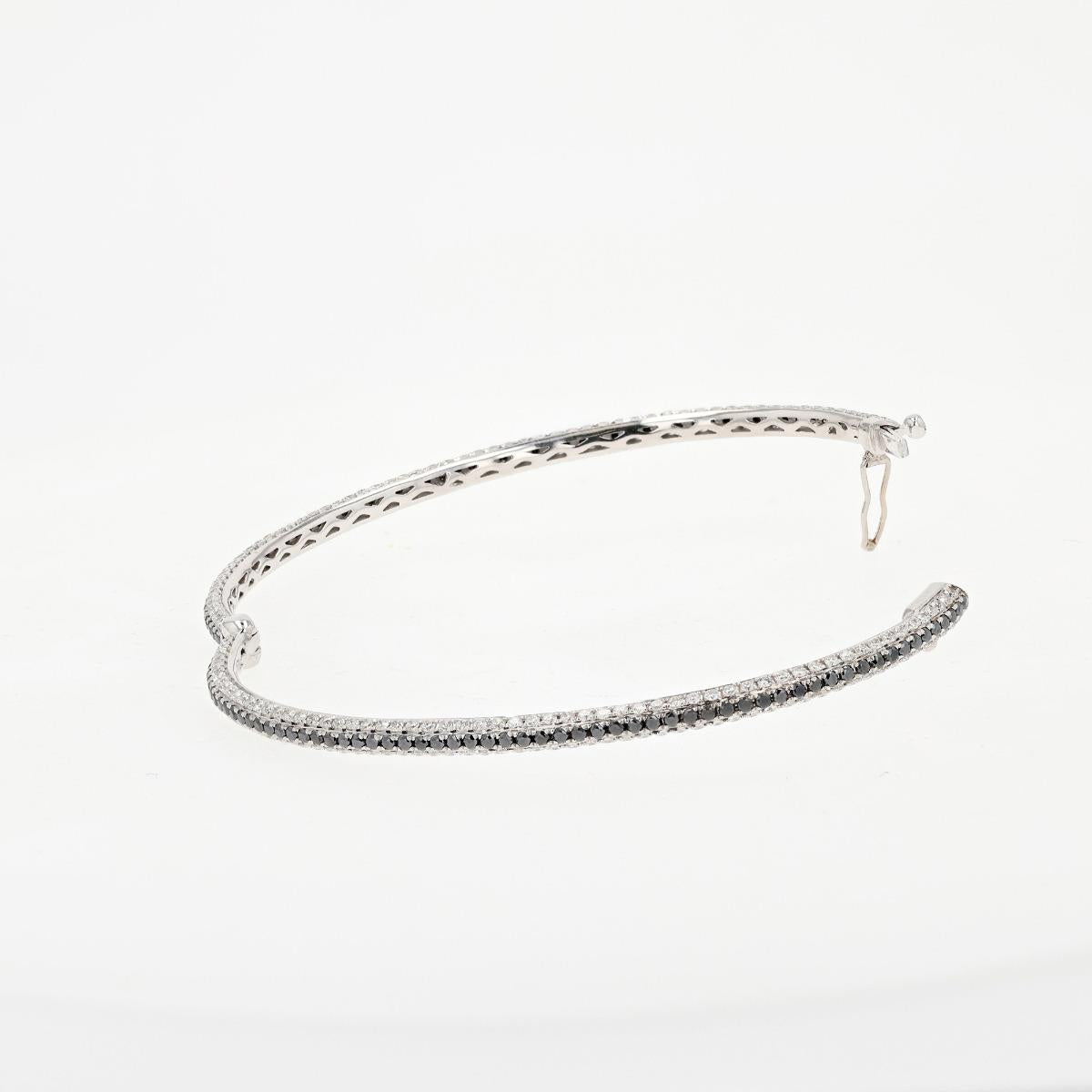 Hamilton 18KT Gold Diamond Bangle Bracelet