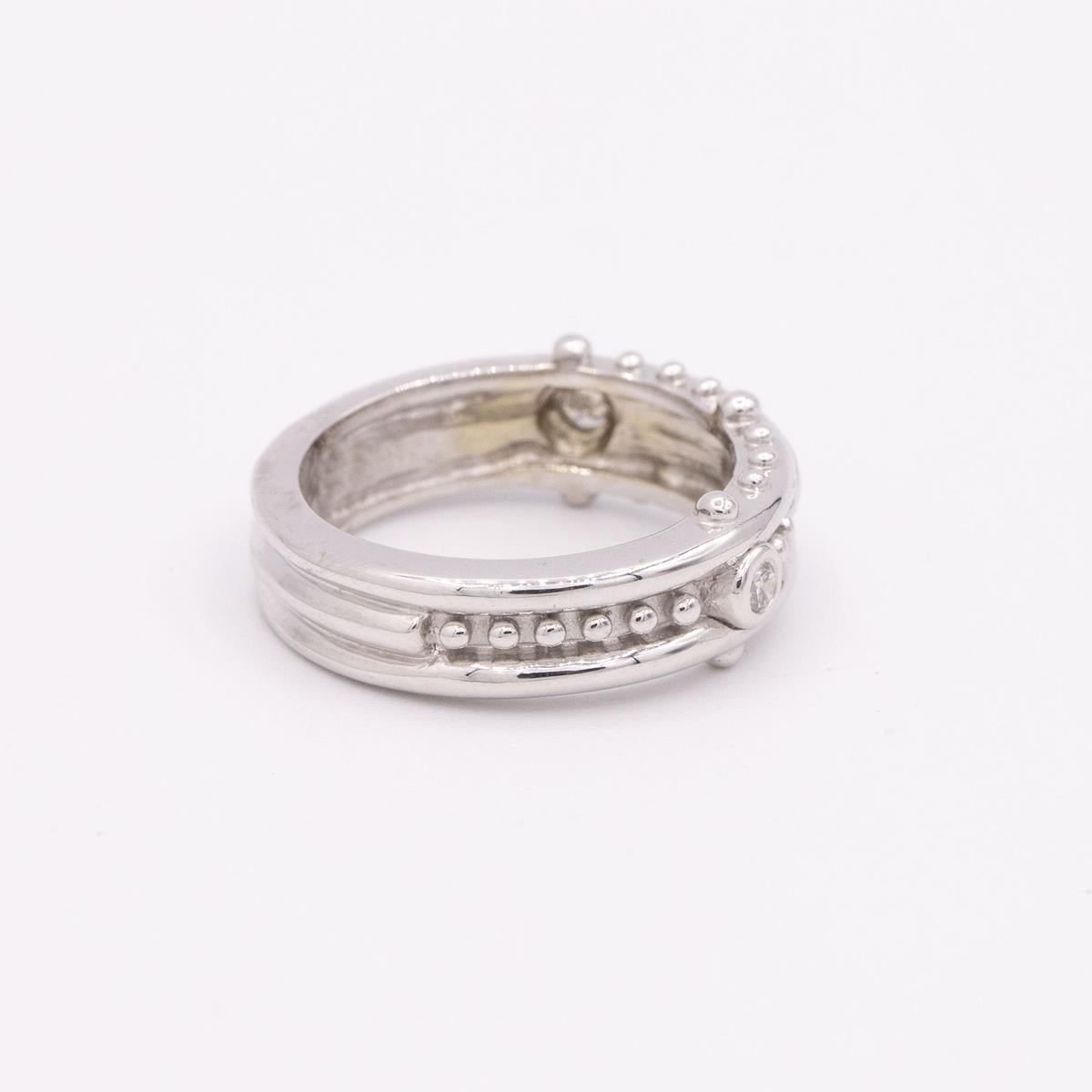 18KT Gold and Diamond Milgrain Band