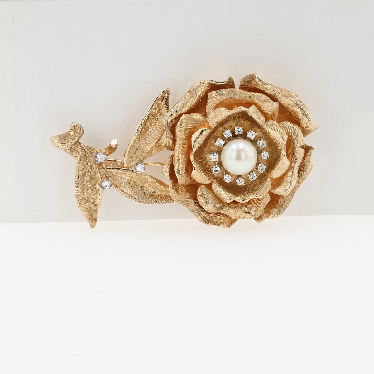 Flower Brooch W/ Cultured Pearl & Diamonds