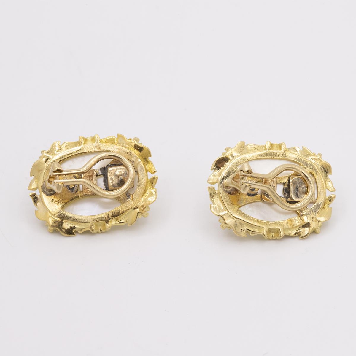 18KT Gold Crystal Diamond Floral Earrings