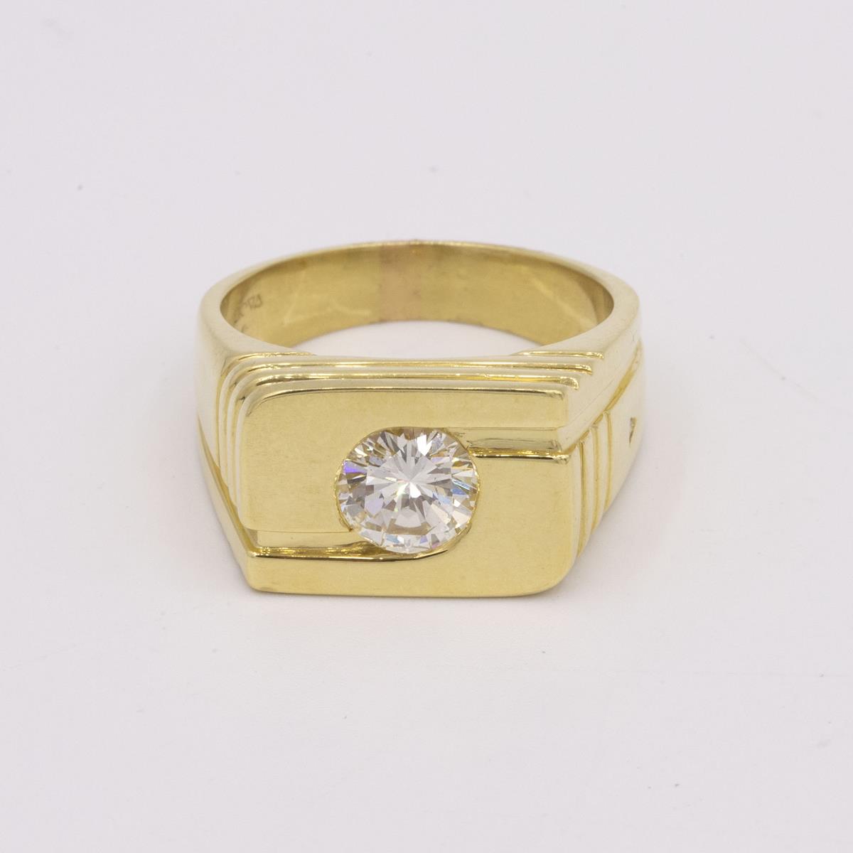 Nova Stylings 18KT Gold Diamond Ring