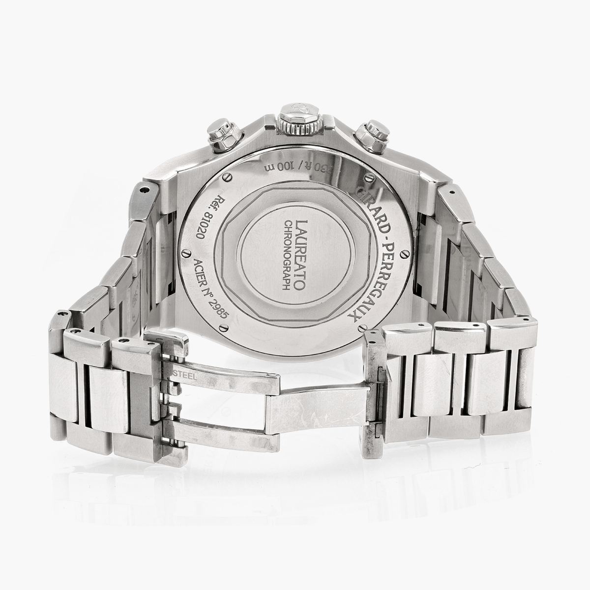Girard-Perregaux Laureato 42 in Stainless Steel