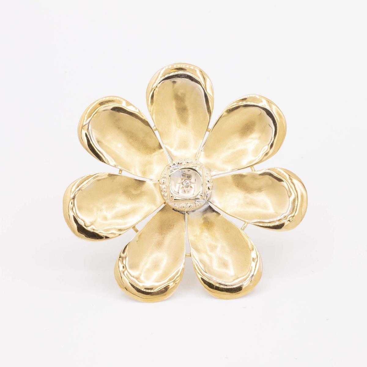 Vintage Gold Diamond Daisy Brooch