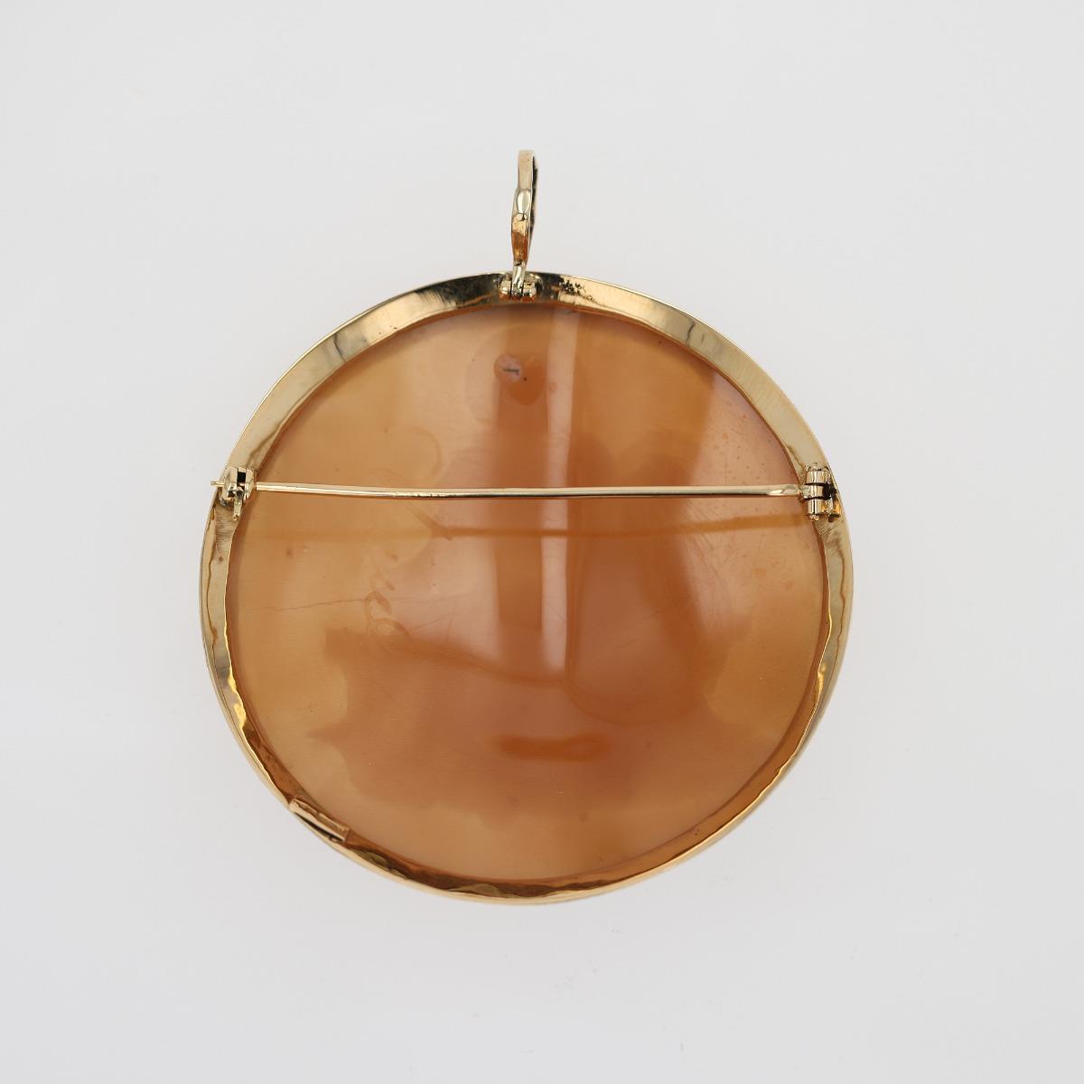 Vintage 18K Yellow Gold Shell Cameo