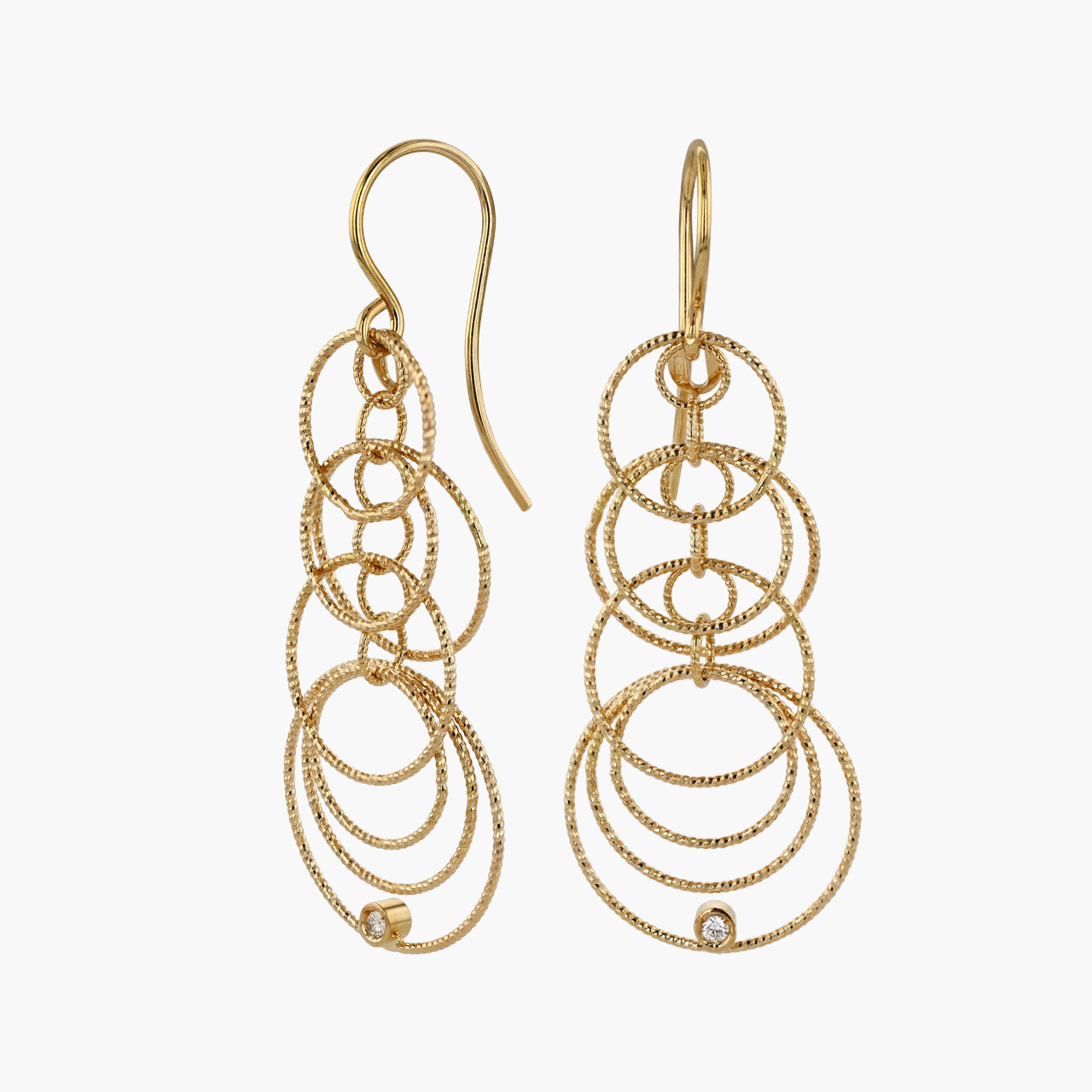 Gold Interlocking Circle Earrings