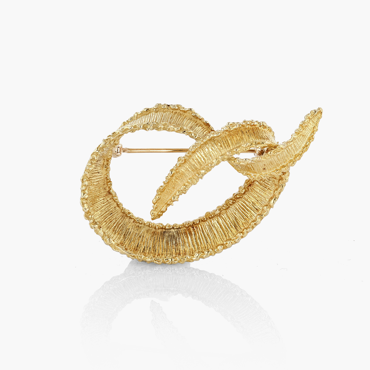 Vintage Tiffany 18k Gold Ribbon Brooch