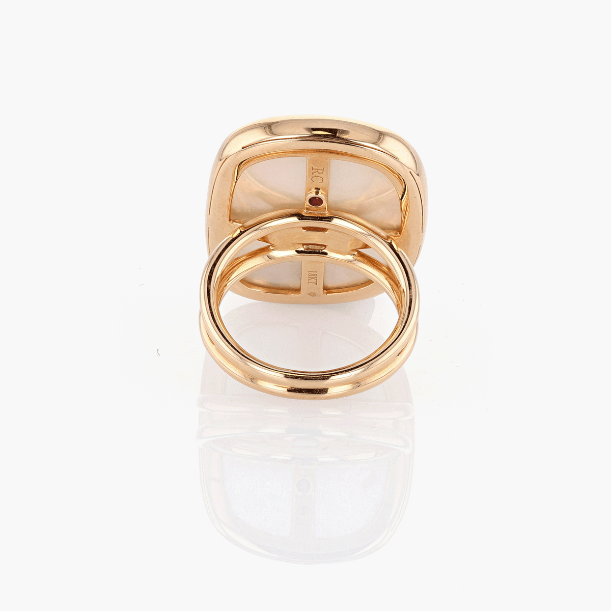 Vintage 18k Gold Roberto Coin Mother of Pearl Ring