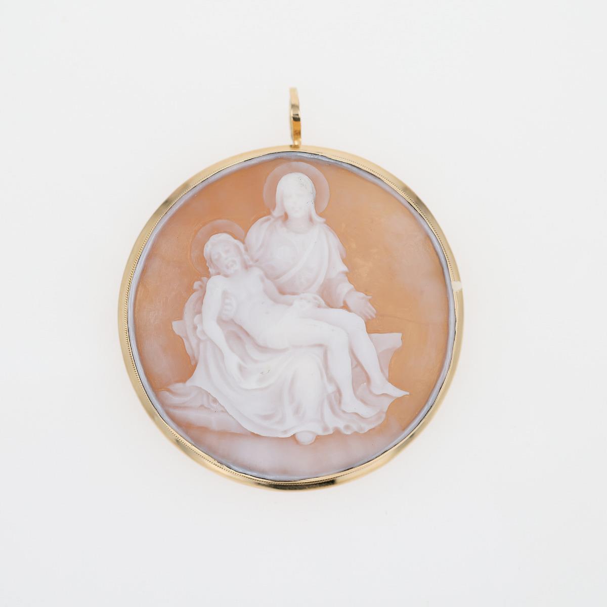 Vintage 18K Yellow Gold Shell Cameo