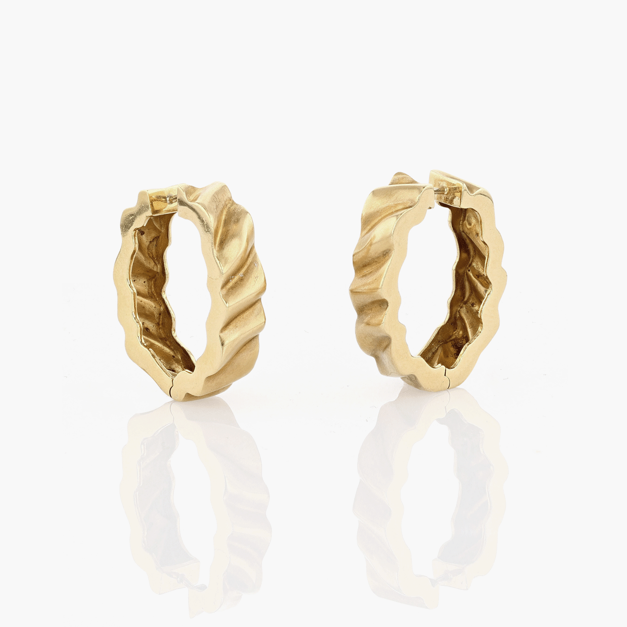 Stephen Burlingham 18KT Gold Collar Necklace and Hoop Set