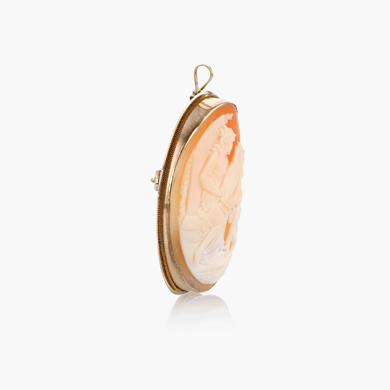 Vintage Gold and Shell Cameo
