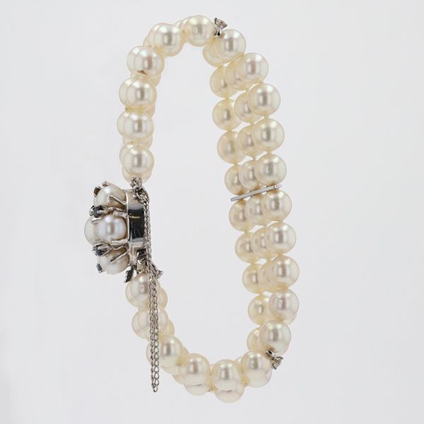 Buy Vintage Three Strand Pearl Bracelet With 14k White Gold and Diamond  Clasp Online in India - Etsy